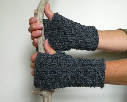 Rustic Maine Fingerless Mitts