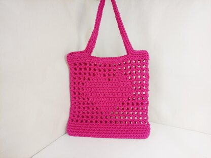 Crochet tote bag: The Hearty Tote Bag Pattern