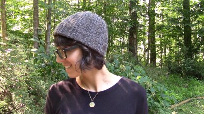 Knit on Pearl Hat