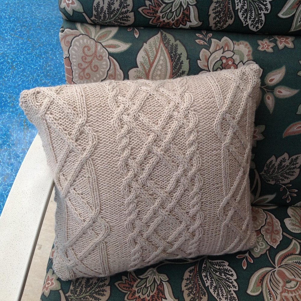 Trellis Pillow Knitting pattern by Strings of Serendipity | Knitting  Patterns | LoveCrafts