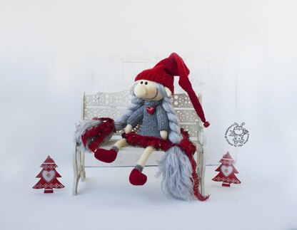 Elf girl Christmas doll knitted flat