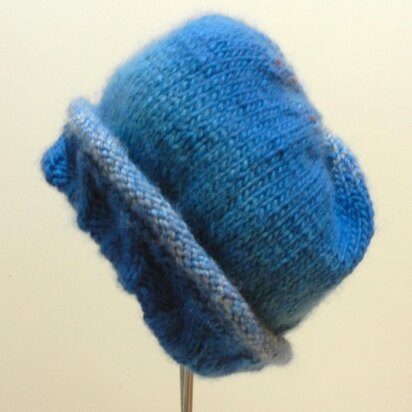 Twirly Tweed Chunky Adult Cable Hat - knitting pattern