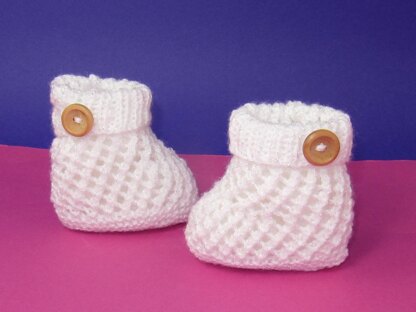 Easy Baby 1 Button Lacey Booties