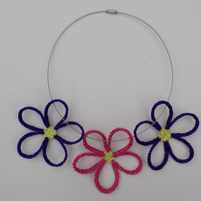Daisy Flowers Necklace