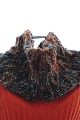 Stepping Stone Cowl