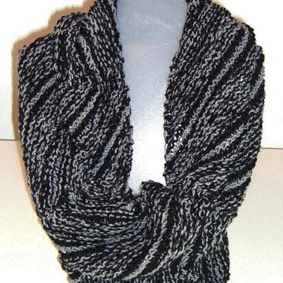 Twisted Cowl (allsquareknits)