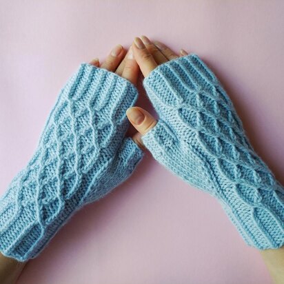 Lattice Mittens