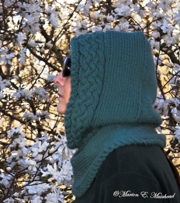 Seidr Cabled Hood, Headband & Wrist Cuffs