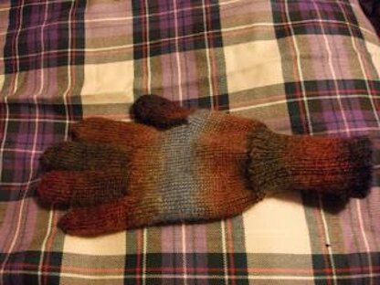 Gloves on 4 needles