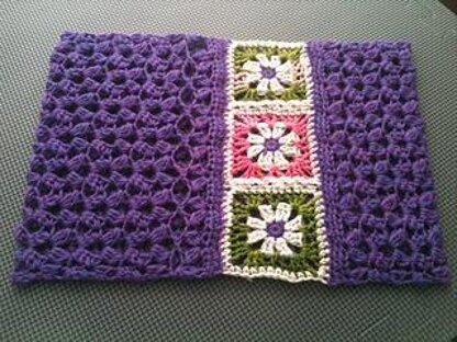 Granny square flower cowl neckwarmer