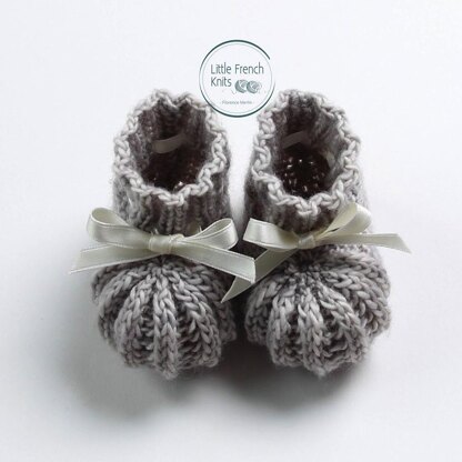 17 / Baby booties