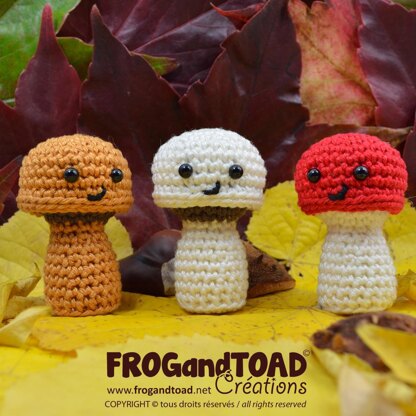 Mushroom Flower Plant Champignon Fleur Fungo Fiore Amigurumi Crochet - FROGandTOAD Créations