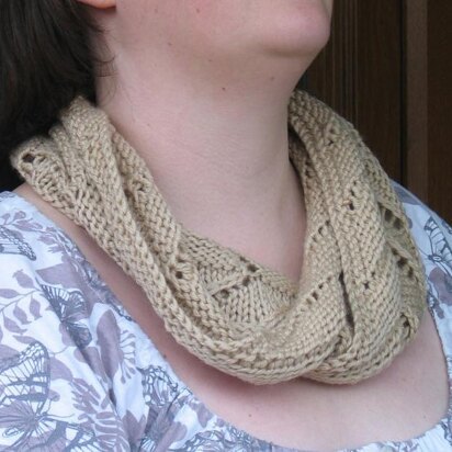 ZigZag Moebius Cowl