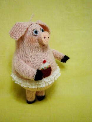 Knit pink pig, DIY Stuffed Animal