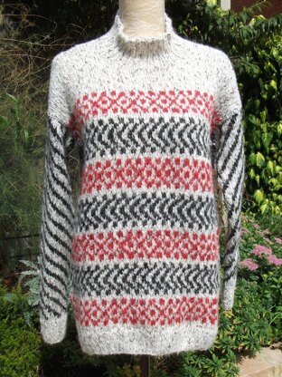 Scandinavian Inspired Split Hem Colourwork Sweater