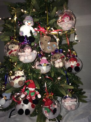 Christmas Tree Decorations and Keepsakes