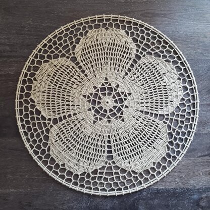 Mandala Primrose - Crochet Wall Decor