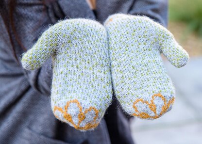 Fairy Lights Mittens