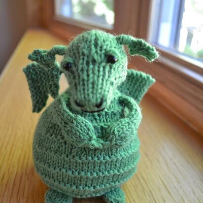 Little Dragon - knitting pattern