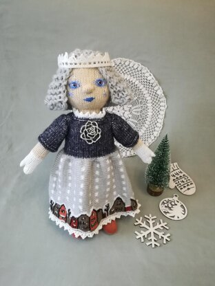 Knitting pattern for Snow Queen dolls, DIY your own Doll