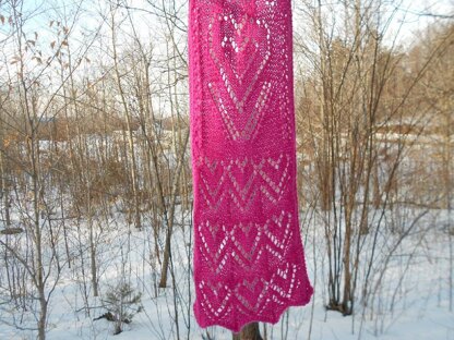 Framed Hearts Valentine Scarf