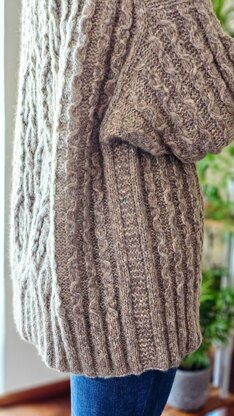 Twirlace Cardigan