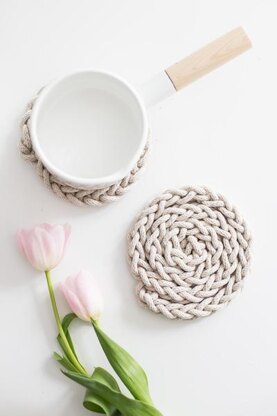 Finger Knit Trivet