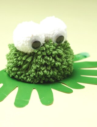 Pompom Frog with Handprints in Bernat Super Value