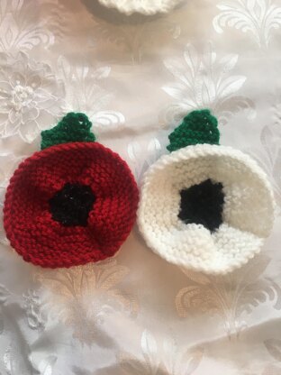 Easy Knit Poppies DK knitting pattern