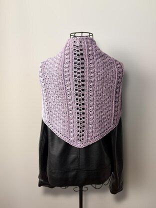Flat Triangular Scarf "Galatea"