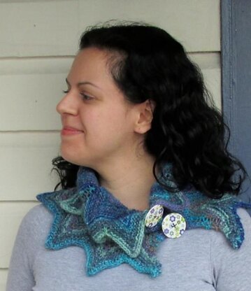 Starburst cowl – buttoned or round