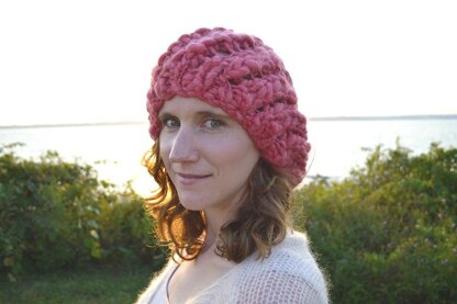Pointelle Slouch Beret in Knit Collage Sister Yarn