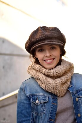 Lucky knit unisex cowl