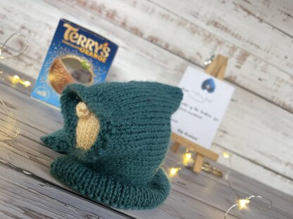 The Traitors Inspired Chocolate Orange Cover Knitting Pattern