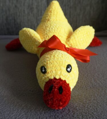 Crochet pattern for Duck Enny II.