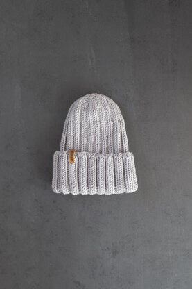 Ribbed diuble brim hat