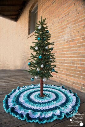 Beautifully Textured Christmas Tree Skirt