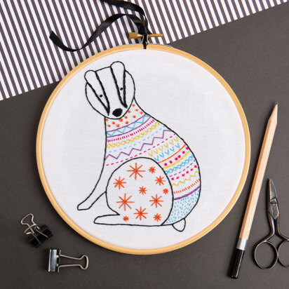 Hawthorn Handmade Badger Contemporary Embroidery Kit