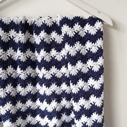 Nautical Waves Blanket