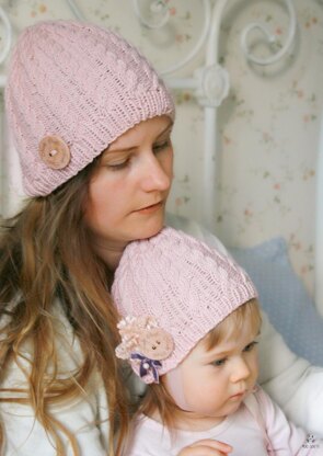 Rose cable hat