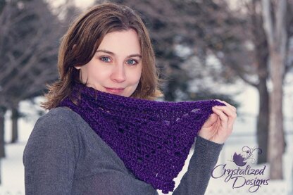 Veiled Hearts Cowl