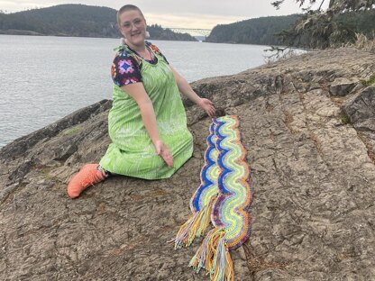 Lobster Claw Squiggle Scarf