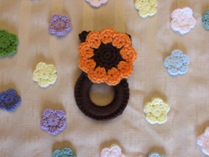 Flower Ring Towel Holder Trio