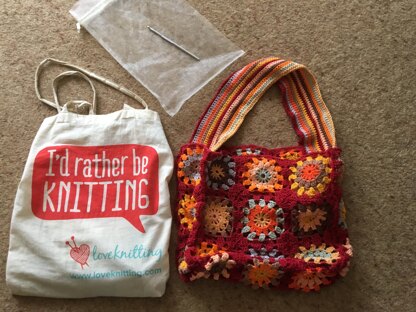Granny squares crochet bag