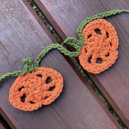 Halloween Pumpkin Garland