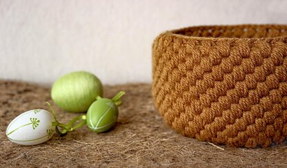 Wool basket.