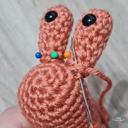 Horace the Hermit Crab - US Terminology - Amigurumi