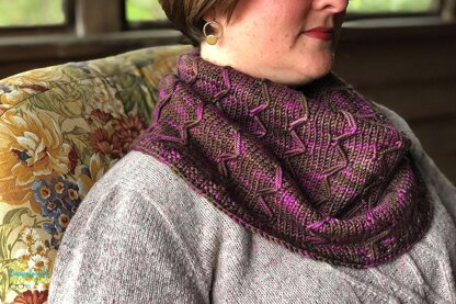 Cabin Rose Cowl