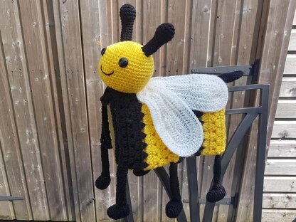 3in1 Happy Bee Folding Baby Blanket Toy Lovey