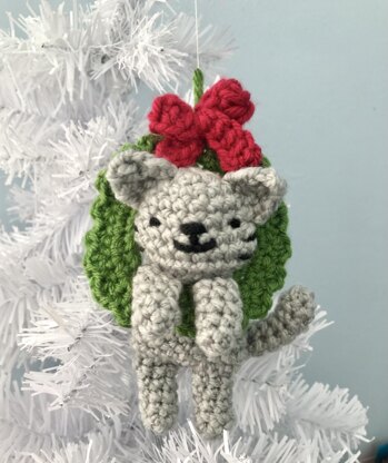 Cat in a Wreath Christmas Ornament